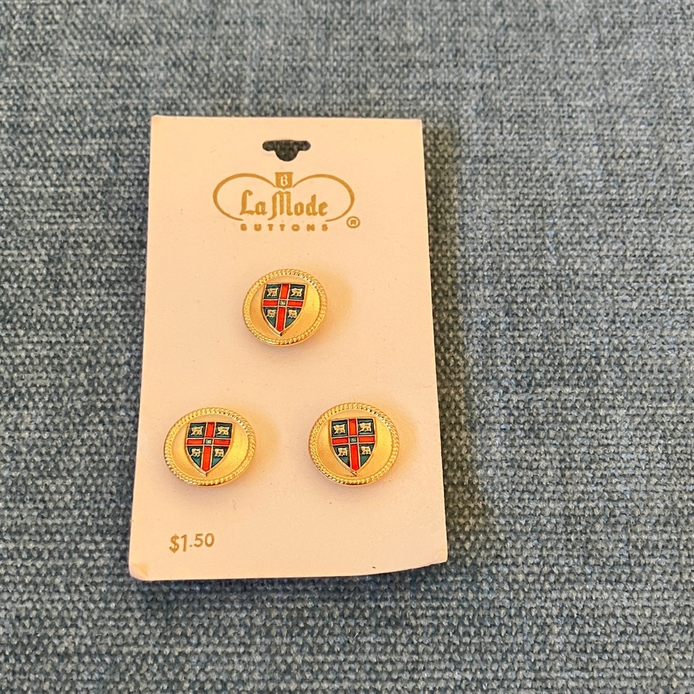 New La Mode Buttons